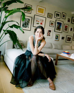 Leandra Medine Keeps It Super Simple