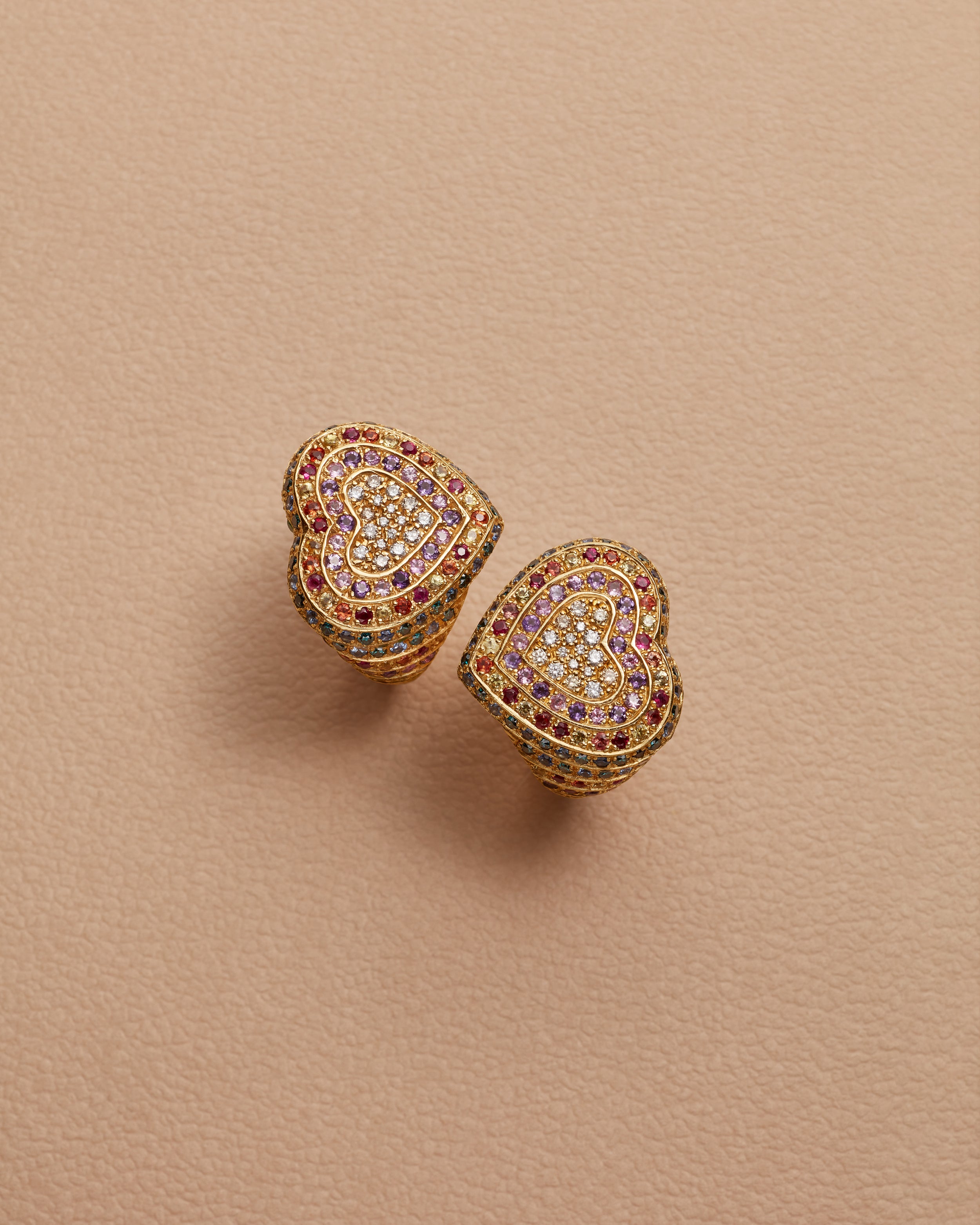Rainbow Pavé Cuore Ring 18k Gold | Carolina Bucci