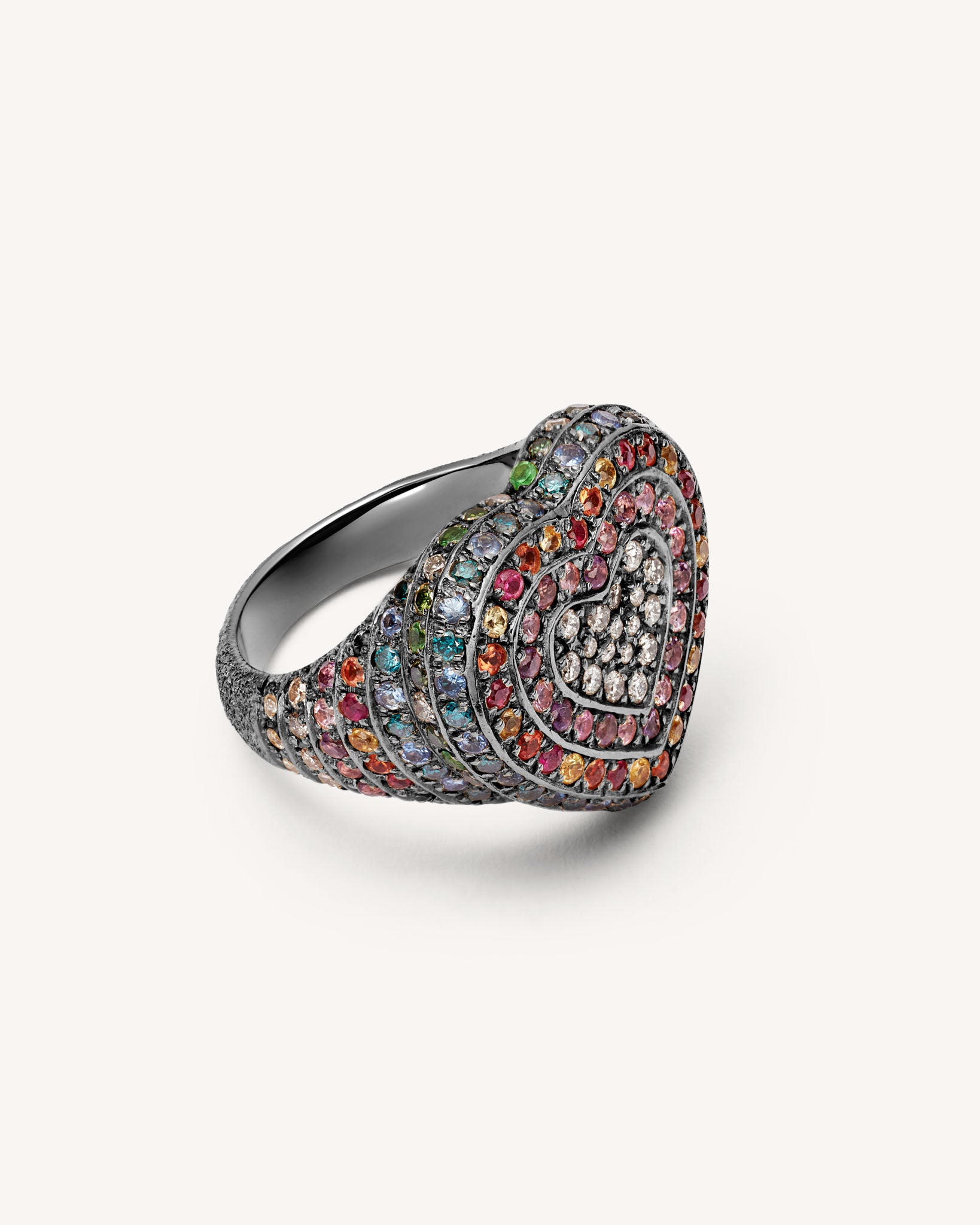 Rainbow Pavé Cuore Ring 18k Gold | Carolina Bucci