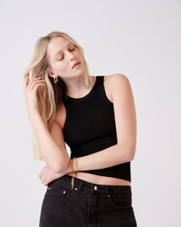 18k yellow florentine frosted finish gold thick bangle modelled with lucky bracelet