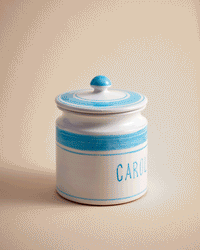 Villa colombo candle gif showcasing all angles