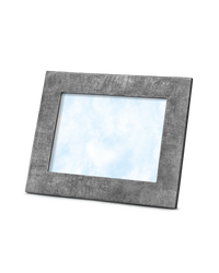 18k black florentine frosted finish gold frame on white background